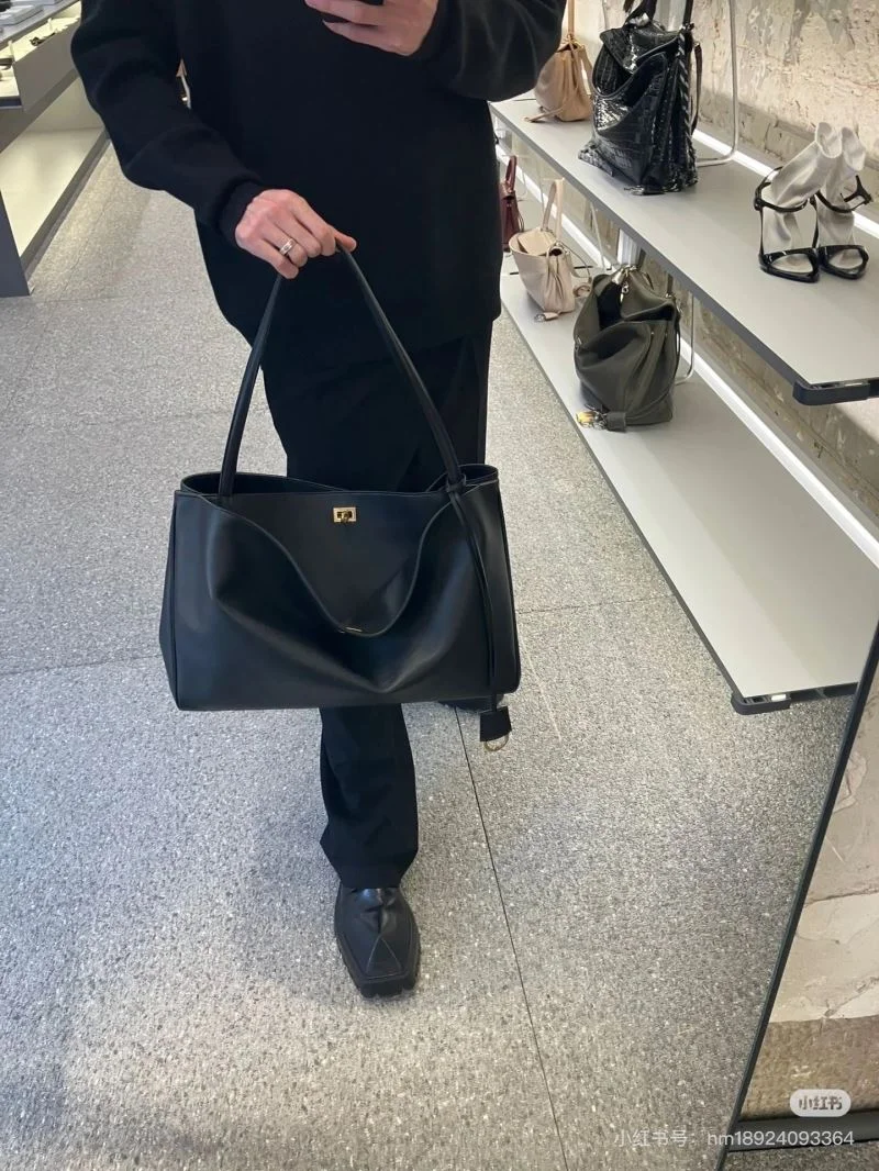 Balenciaga Rodeo  Open-Top Tote Bag ZipUp 38248