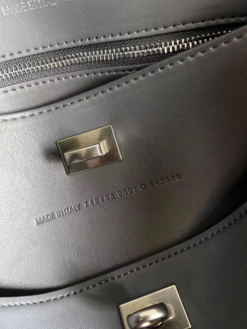 Balenciaga Rodeo Slouchy Leather Bag in Medium Gray Silver Snug 67009
