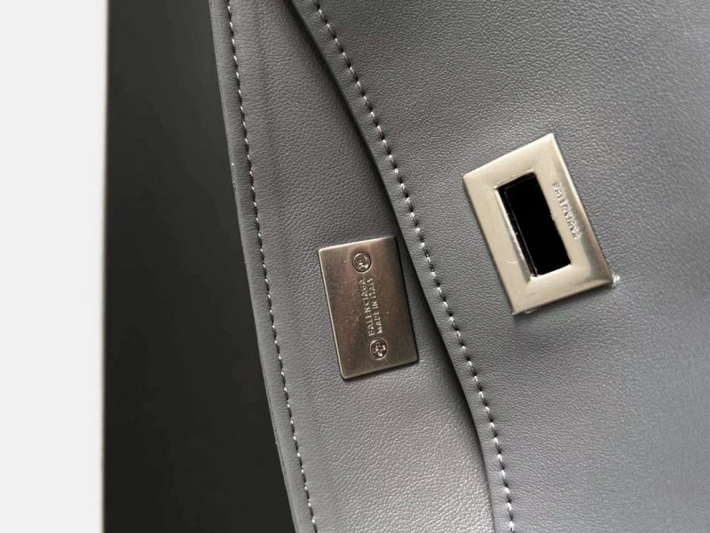 Balenciaga Rodeo Slouchy Leather Bag in Medium Gray Silver Snug 67009