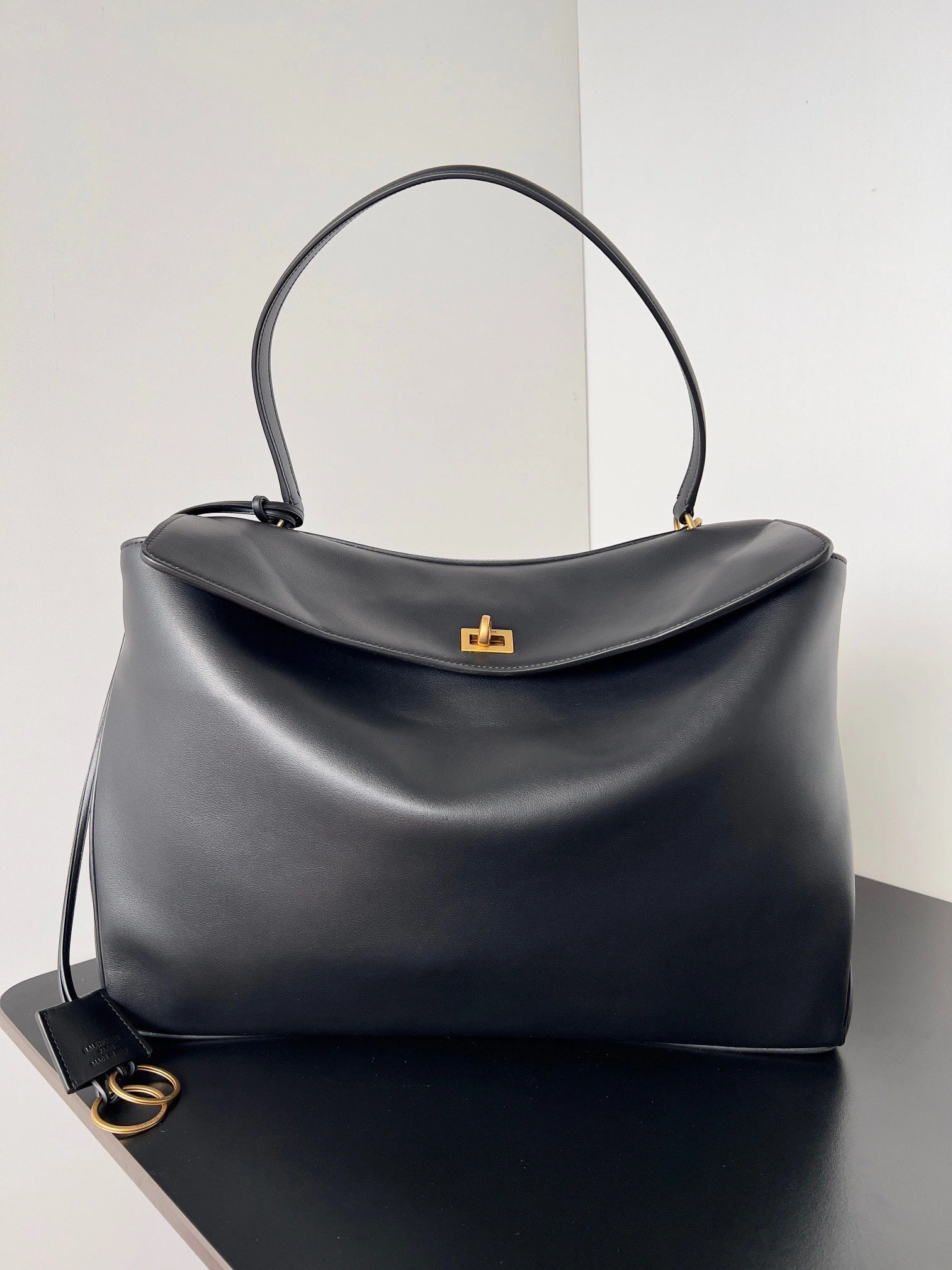 Balenciaga Rodeo  Luxe Oversized Bag - Black Gold Edition Elegant 64713