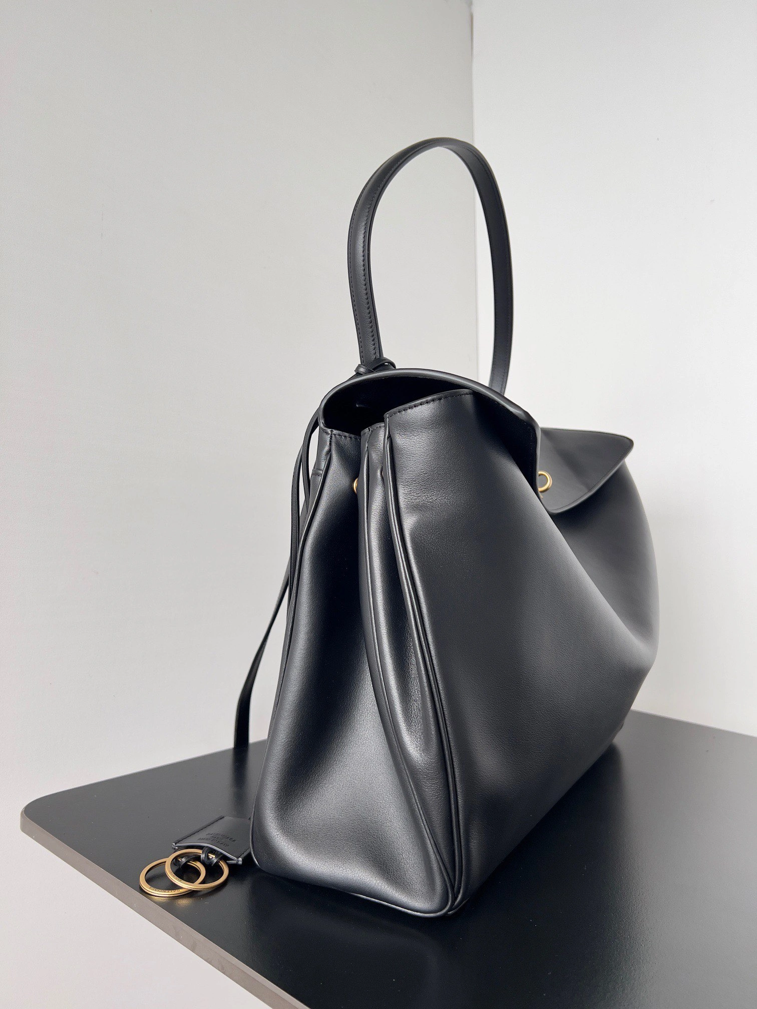 Balenciaga Rodeo  Luxe Oversized Bag - Black Gold Edition Elegant 64713