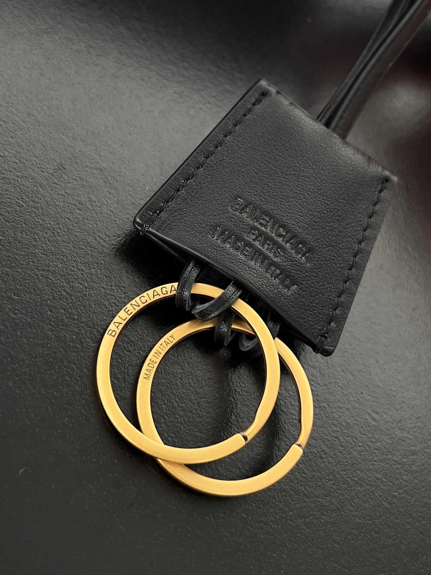Balenciaga Rodeo  Luxe Oversized Bag - Black Gold Edition Elegant 64713