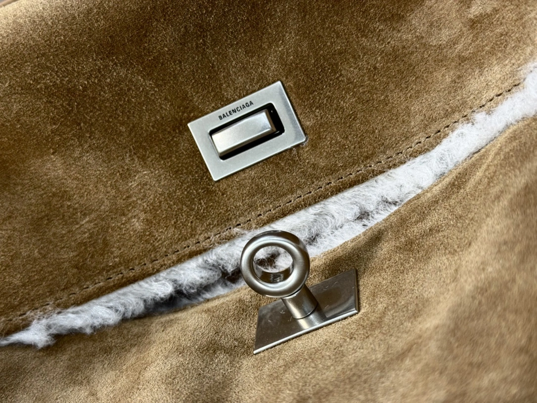 Balenciaga Rodeo Suede Handbag - Autumn Winter Vibrant 60931