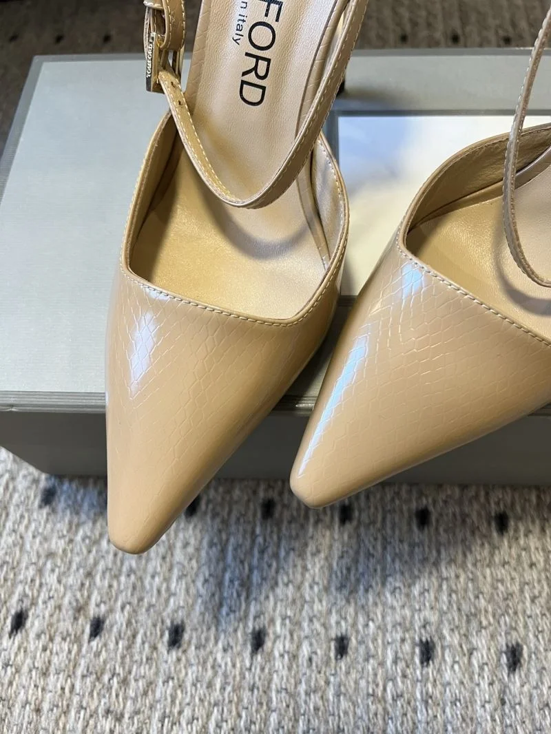 Minimalist Balenciaga Sandals 16953