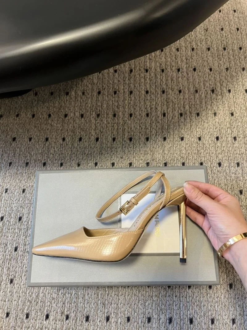 Minimalist Balenciaga Sandals 16953