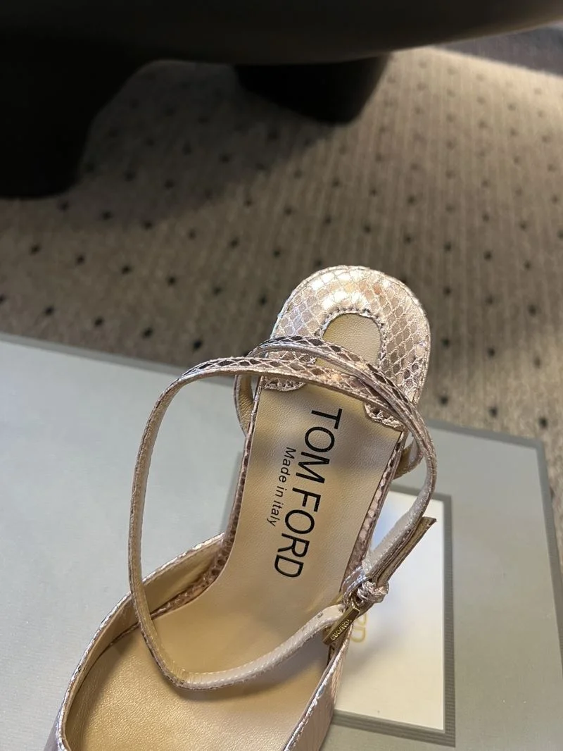 Modern Balenciaga Sandals 16901