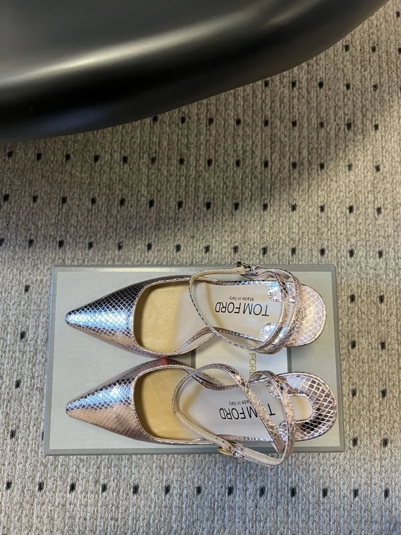 Modern Balenciaga Sandals 16901