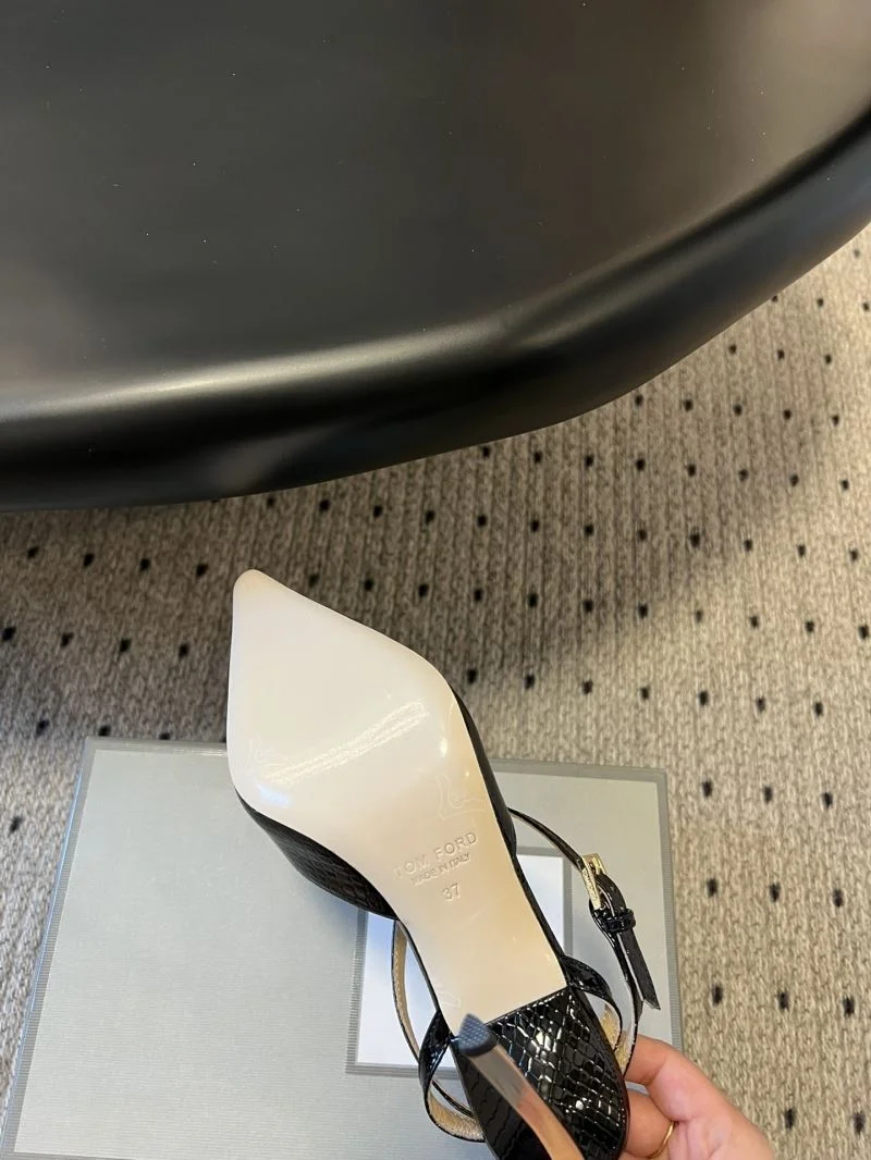NewStyle Balenciaga Sandals 16911