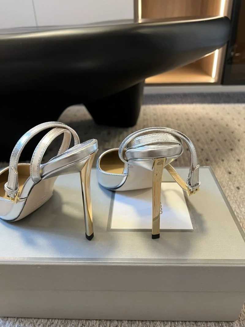 Unique Balenciaga Sandals 16908