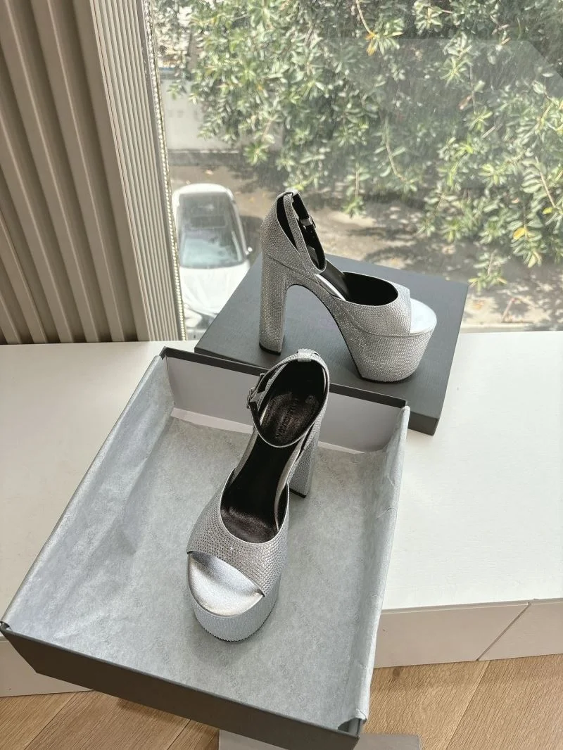 Bold Balenciaga Sandals 16781