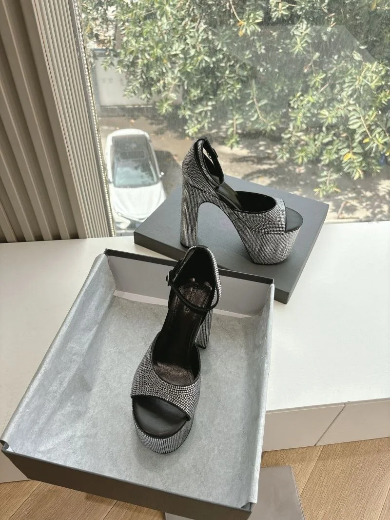 Sleek Balenciaga Sandals 16800