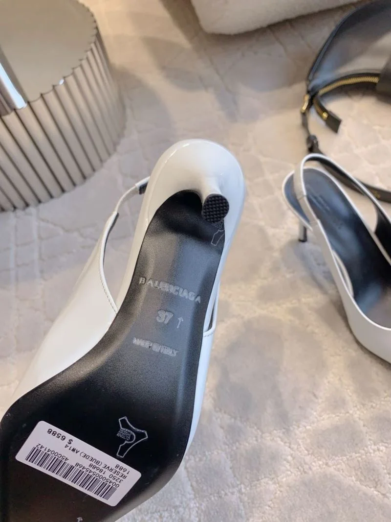 Balenciaga Sandals Breathable 17038