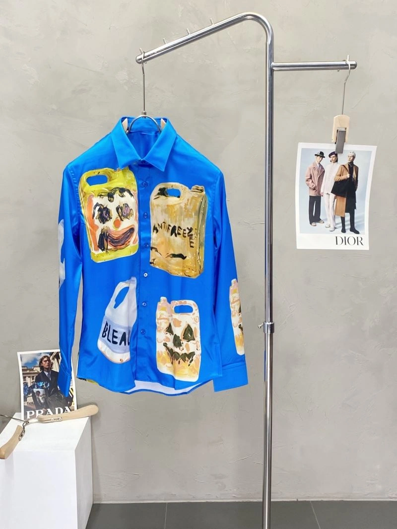 Versatile Balenciaga Shirts 97342