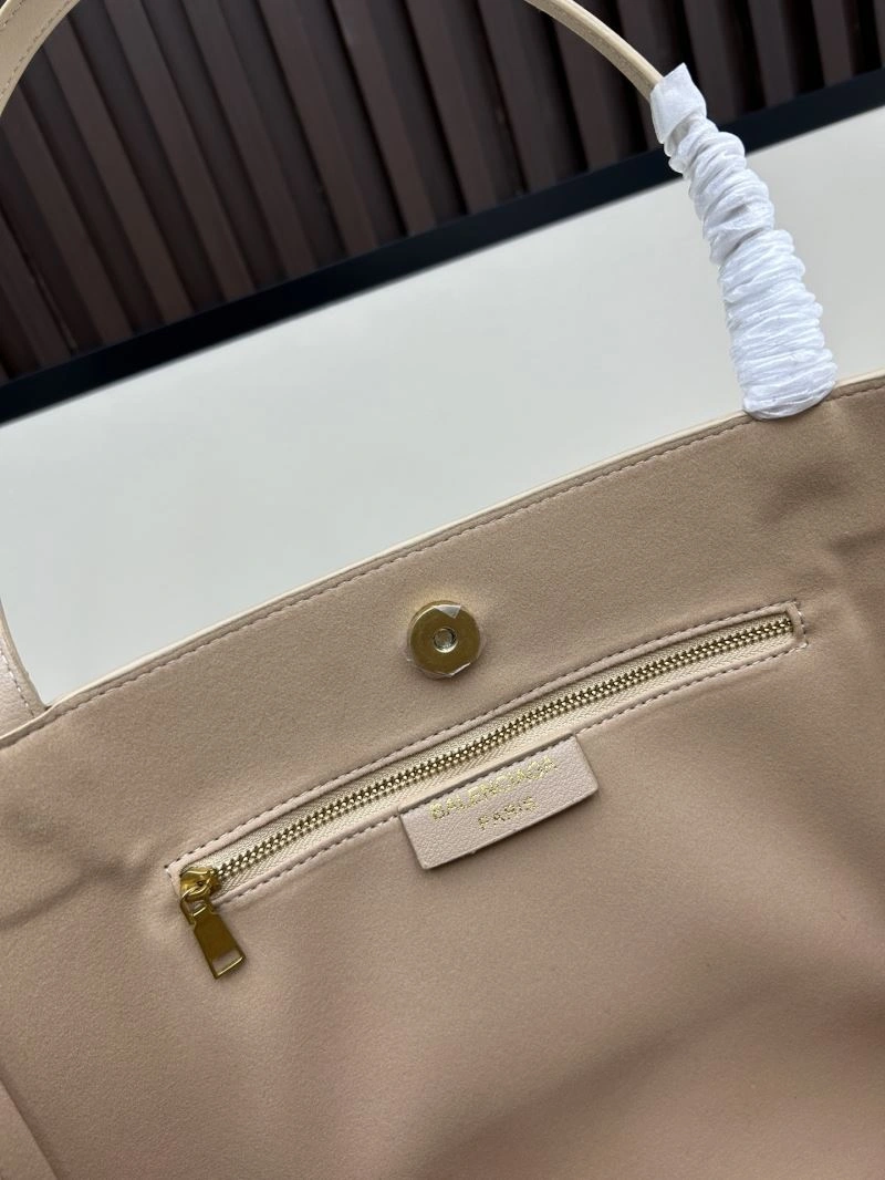 Sustainable Balenciaga Shopping Bags 84812