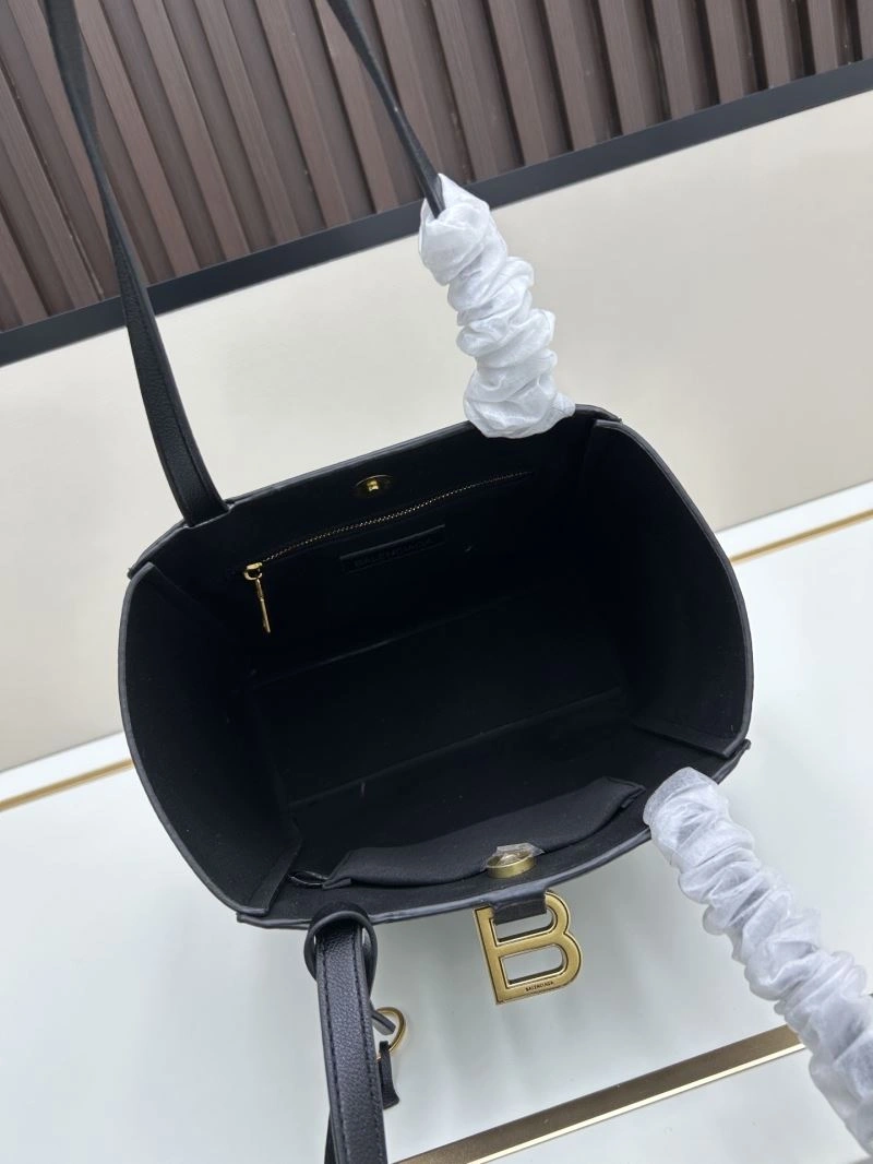 Sleek Balenciaga Shopping Bags 84806