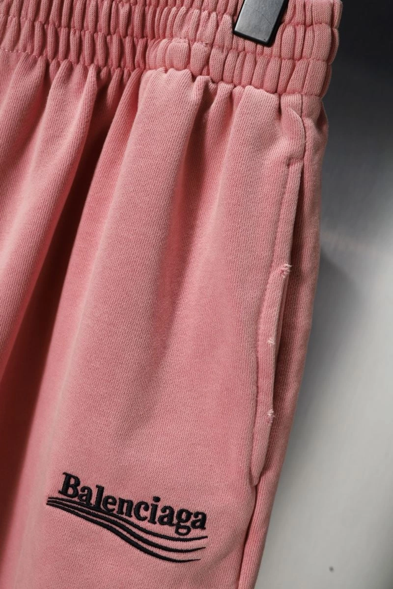 Balenciaga Short Pants Sleek 98649