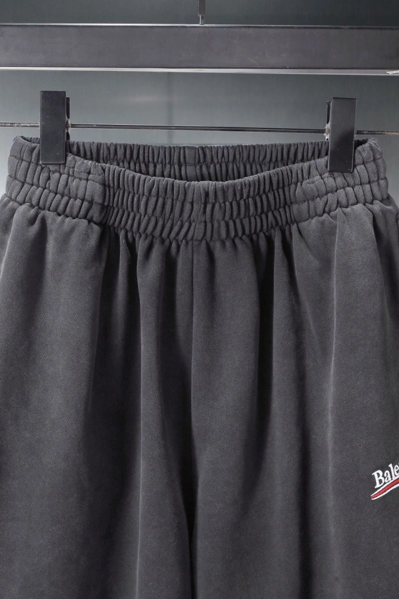 Fashionable Balenciaga Short Pants 98613