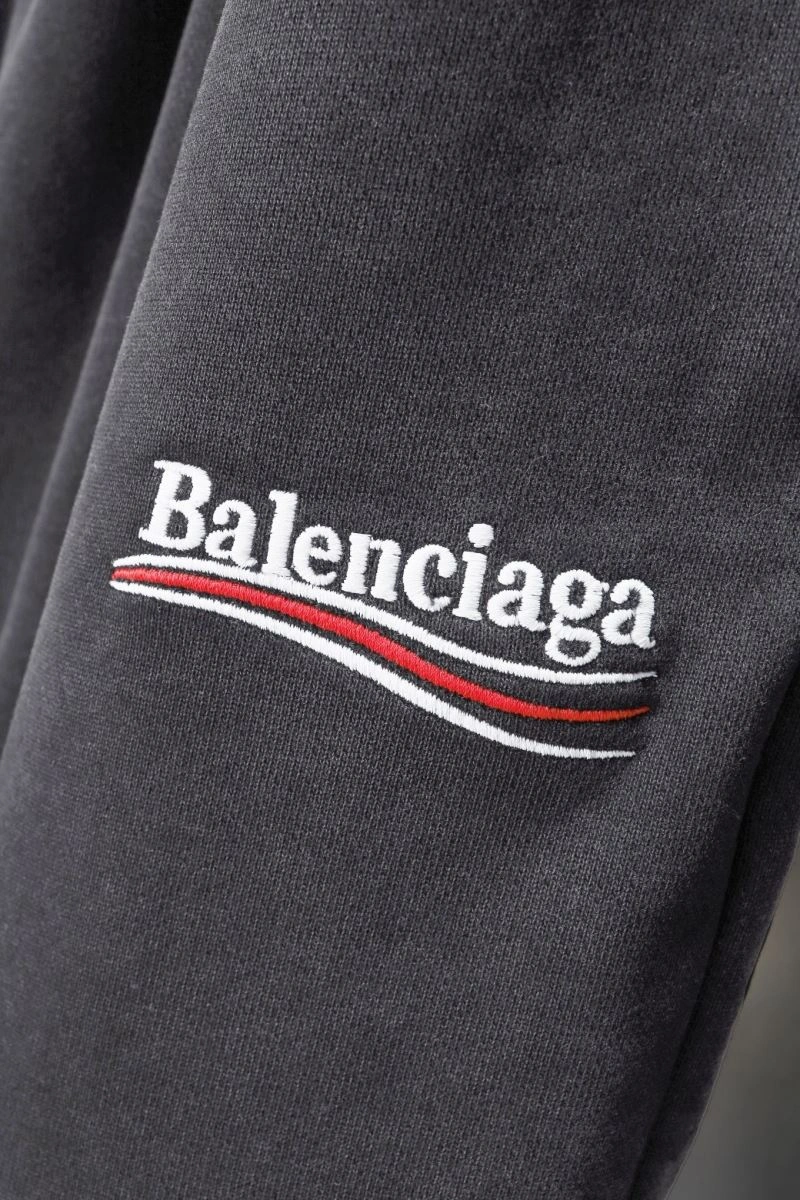 Fashionable Balenciaga Short Pants 98613