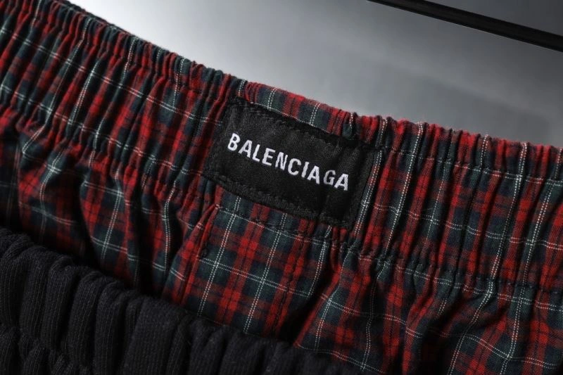 Neat Balenciaga Short Pants 98596