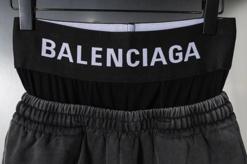 Balenciaga Short Pants Lightweight 98658