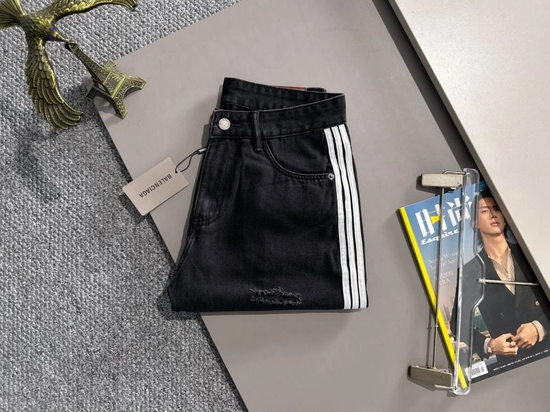 Supportive Balenciaga Short Pants 98619
