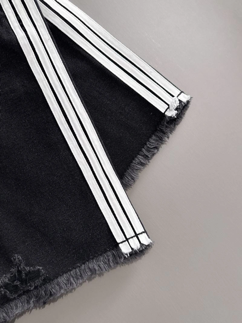 Supportive Balenciaga Short Pants 98619