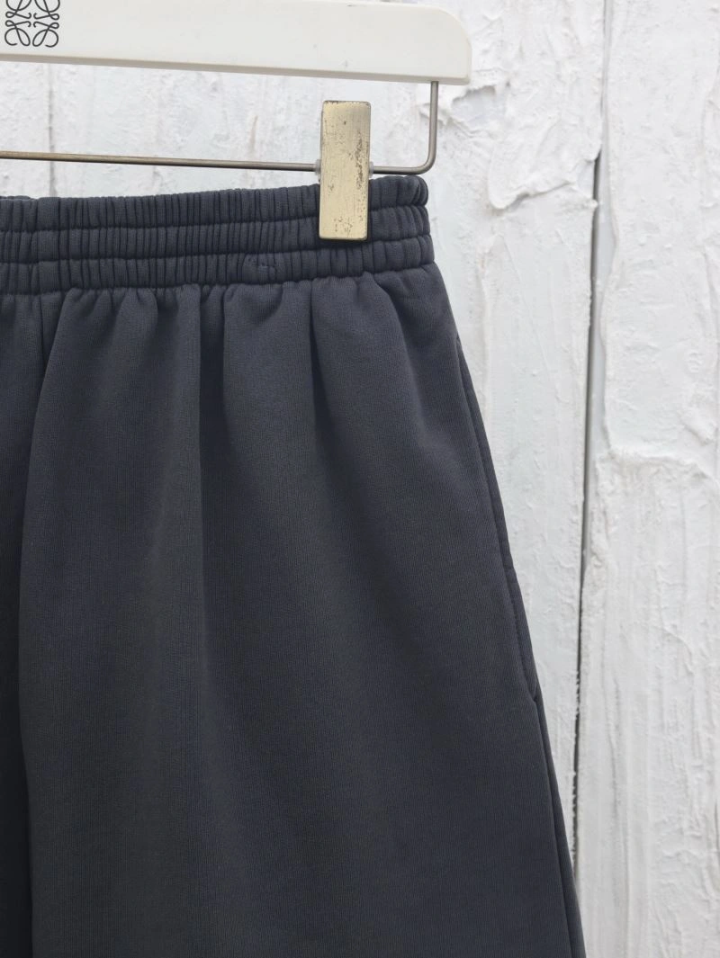 Balenciaga Short Pants UrbanChic 98616