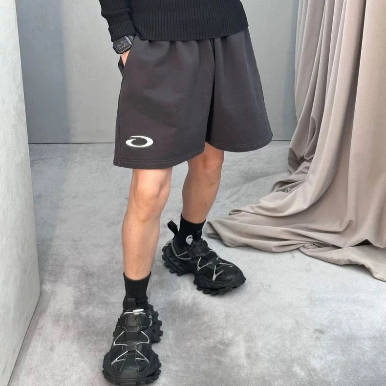 Balenciaga Short Pants UrbanChic 98616