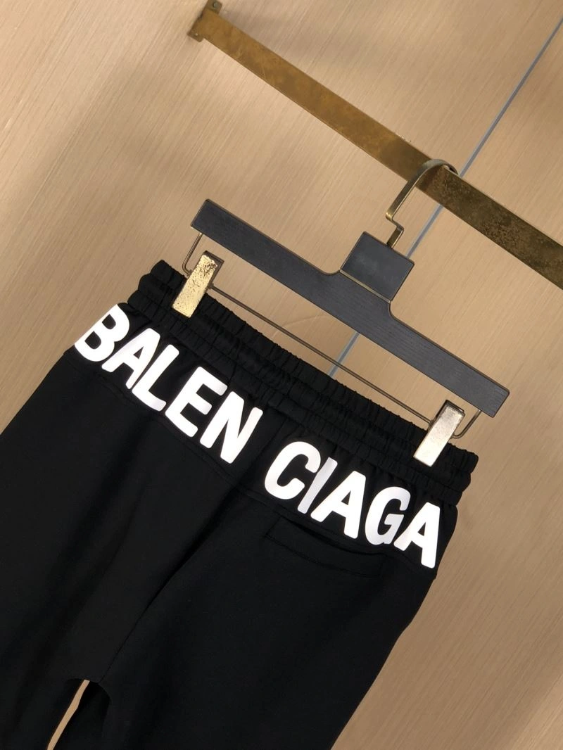 Balenciaga Short Pants Breathable 97870