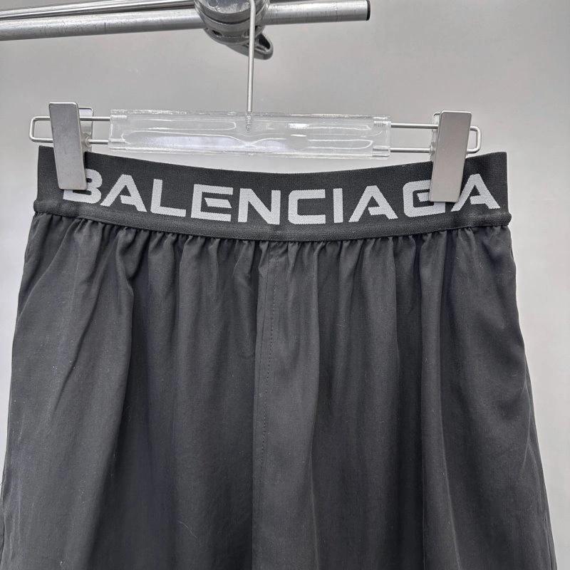 Efficient Balenciaga Short Pants 96327