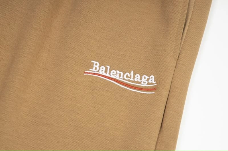 Balenciaga Short Pants TravelReady 97015
