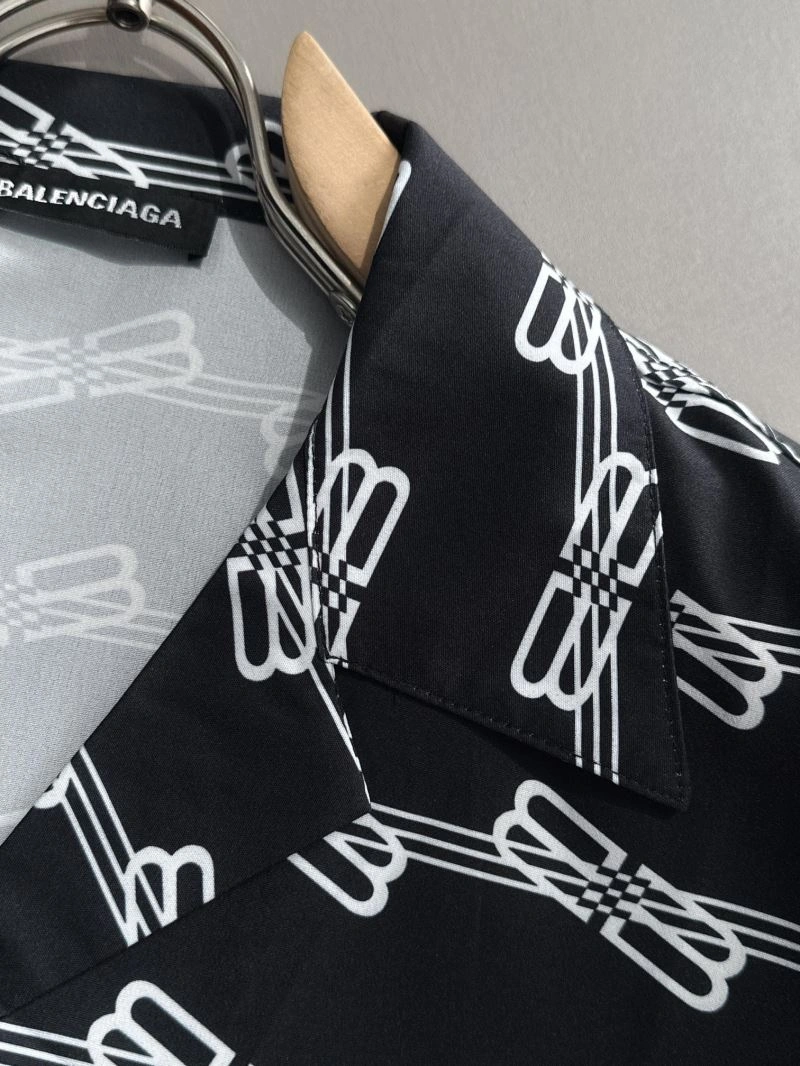 Balenciaga Short Suits FreshLook 98581