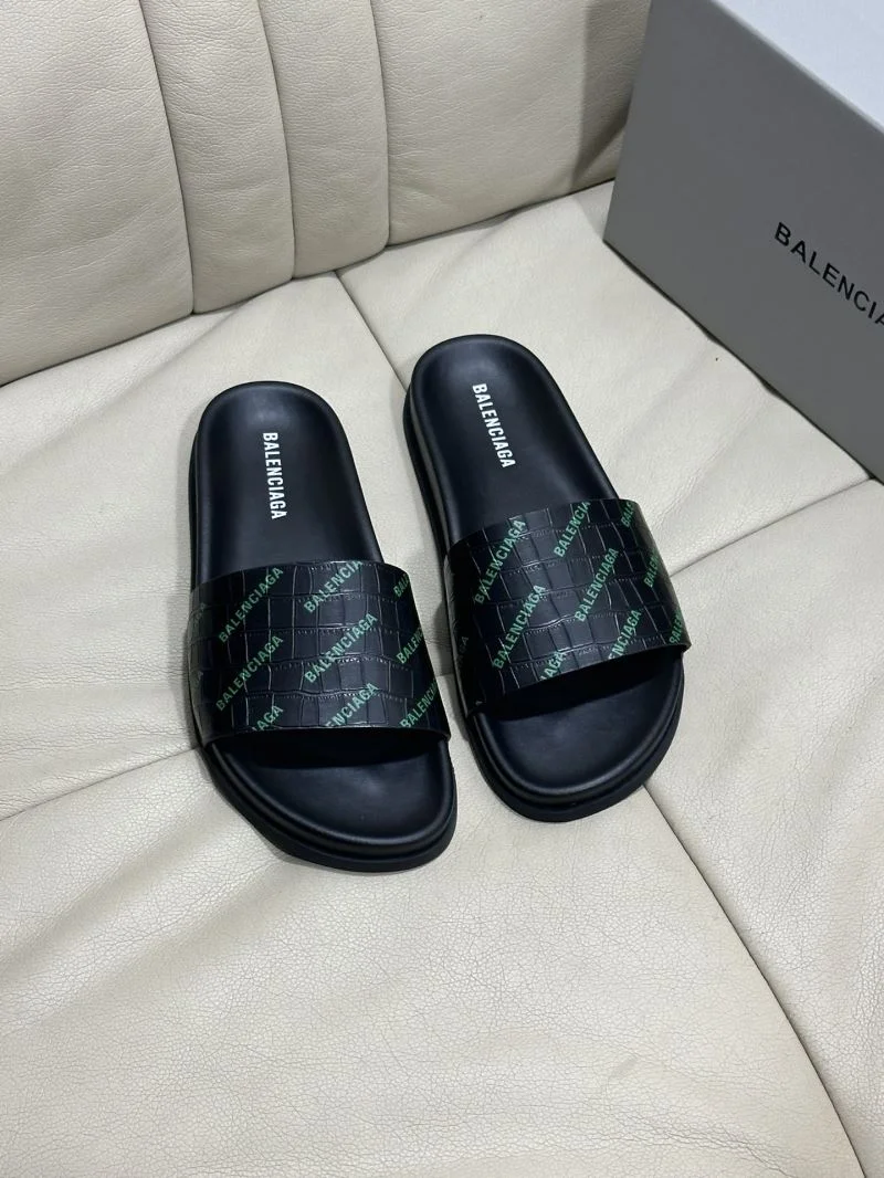 Sporty Balenciaga Slippers 16647