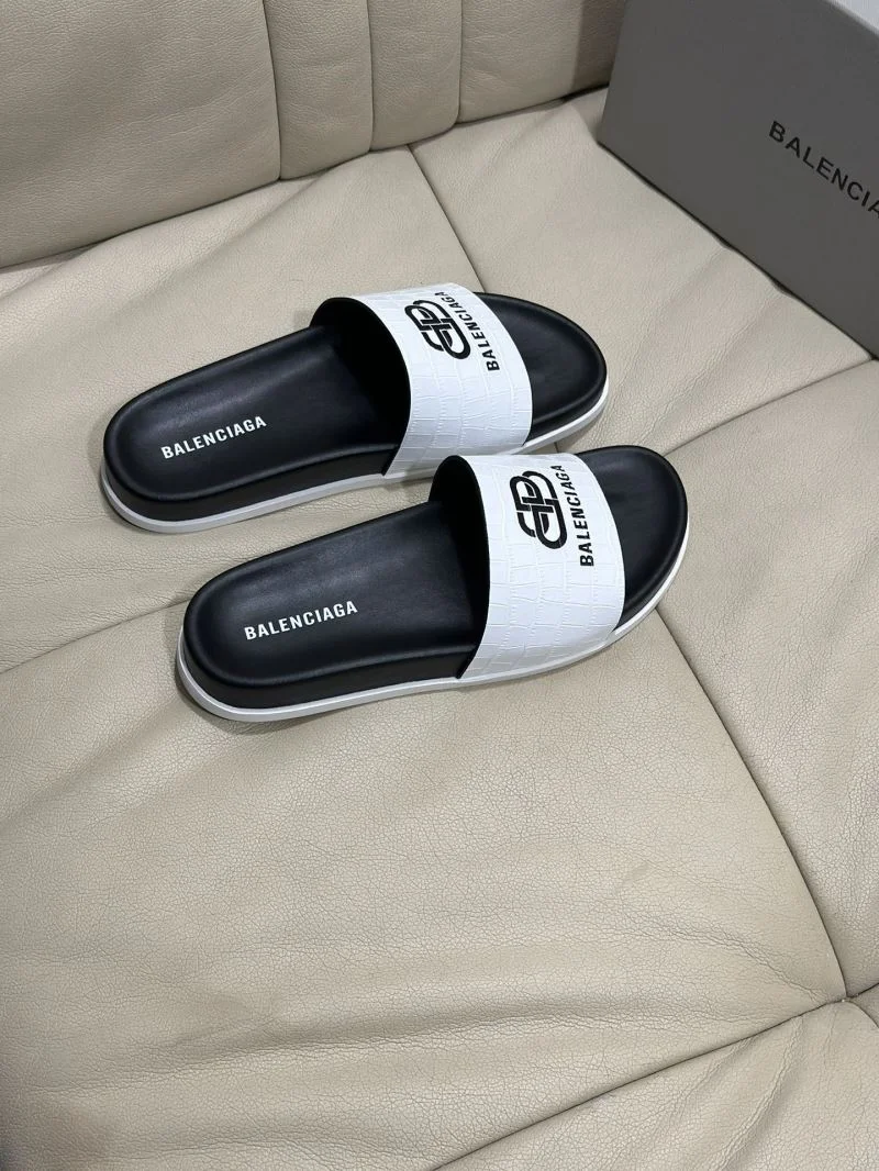 Balenciaga Slippers Timeless 16577