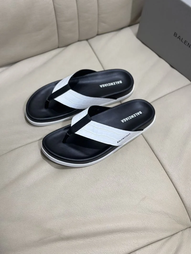 Modern Balenciaga Slippers 16565