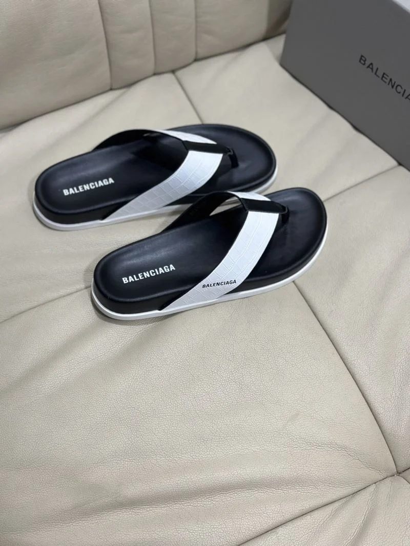 Modern Balenciaga Slippers 16565