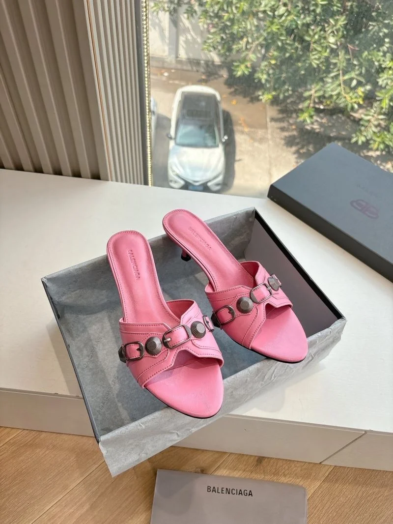 Balenciaga Slippers Sleek 16779