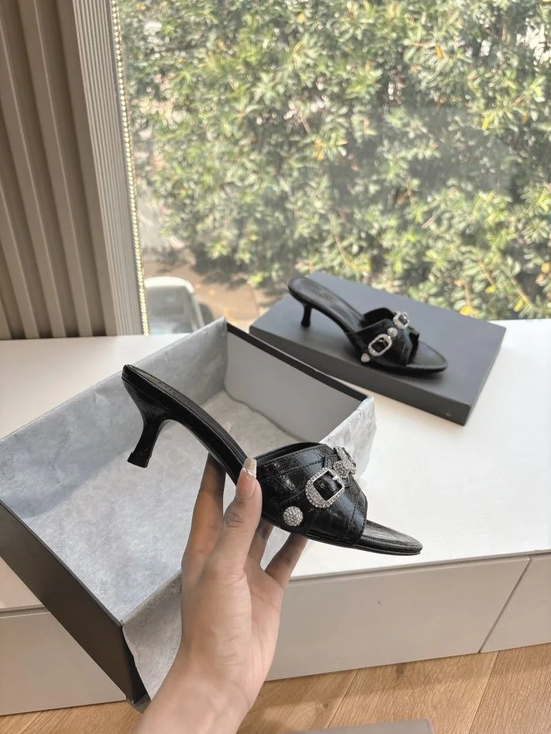 Balenciaga Slippers Minimalist 16758