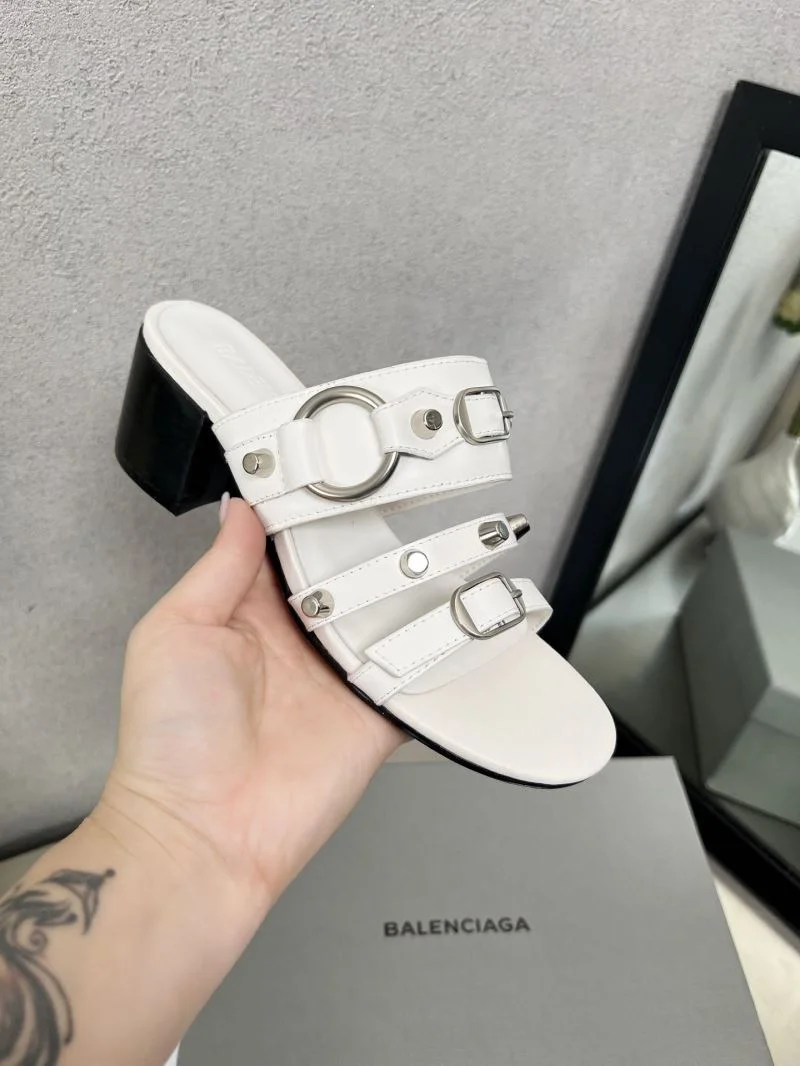 Balenciaga Slippers WellDesigned 16989