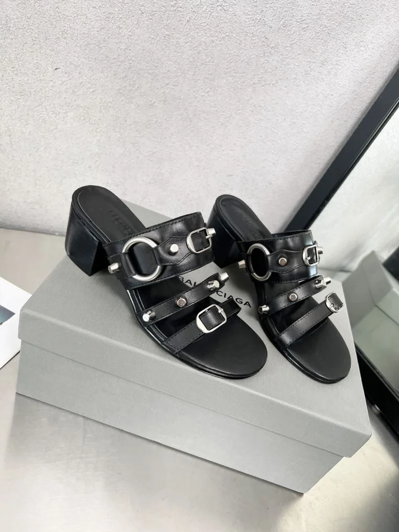 Modern Balenciaga Slippers 16983