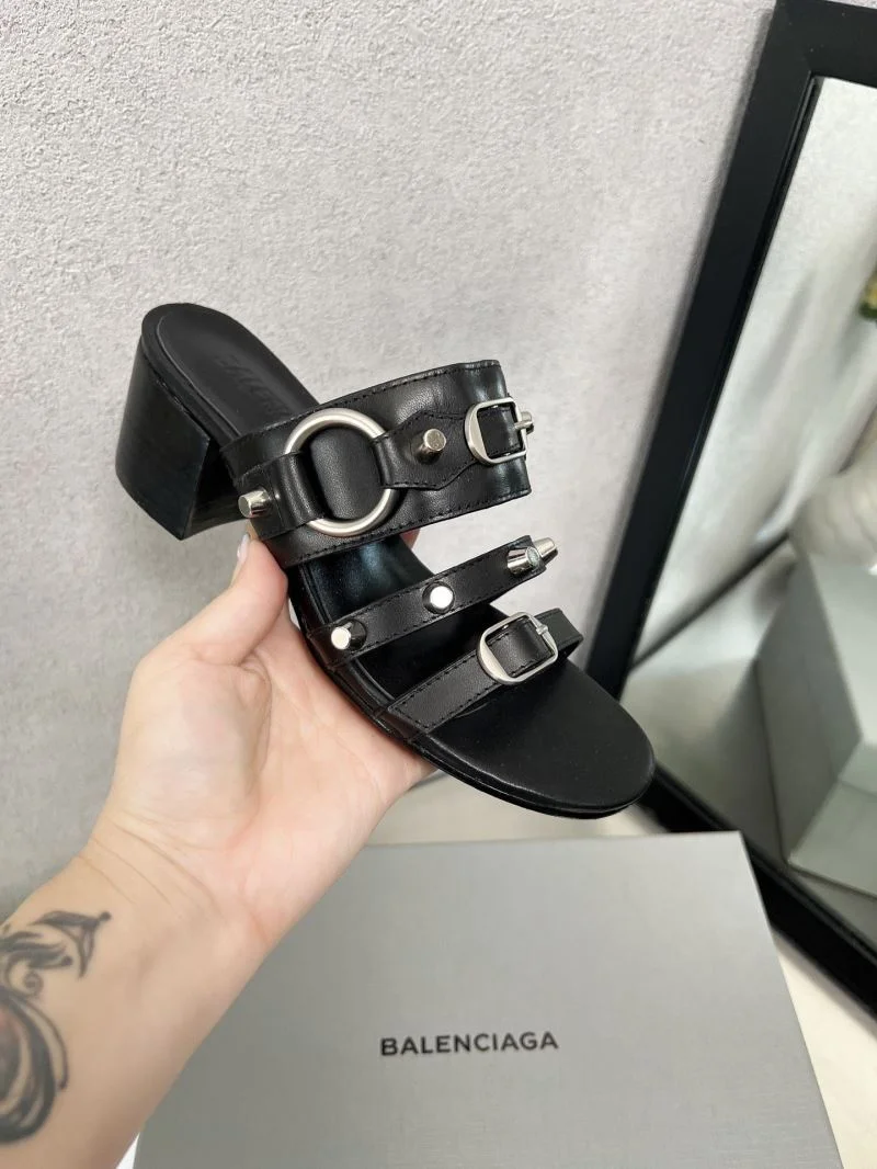 Modern Balenciaga Slippers 16983