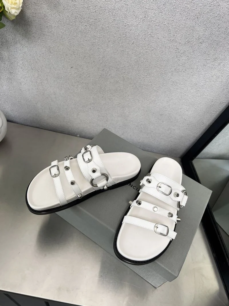 Balenciaga Slippers Resilient 17037