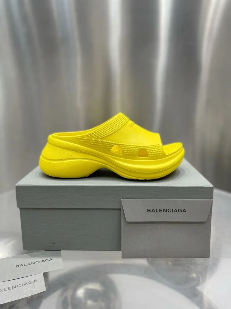 Supportive Balenciaga Slippers 16699