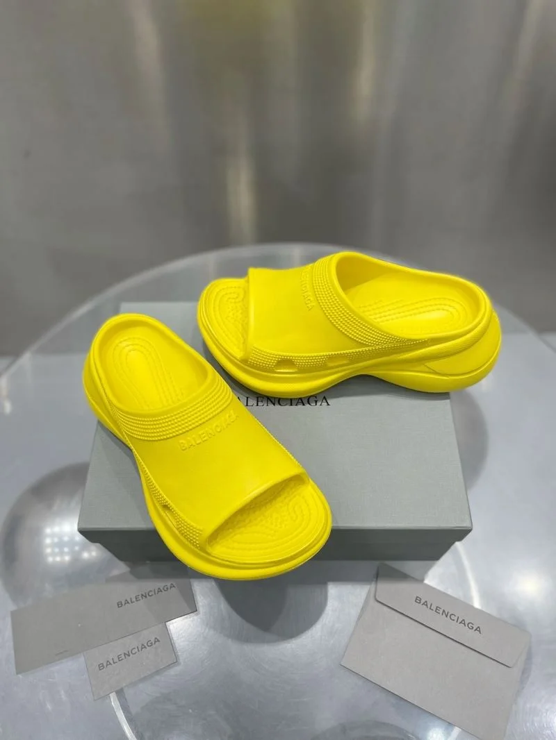 Supportive Balenciaga Slippers 16699