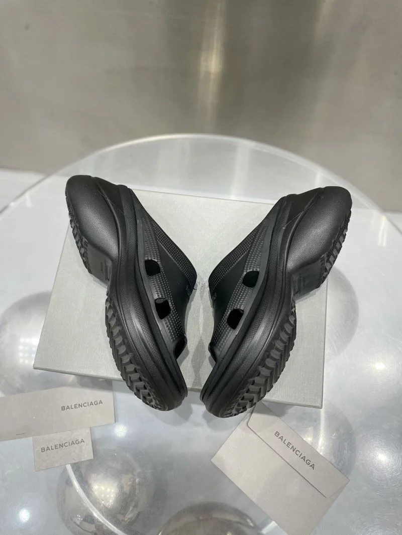 WellDesigned Balenciaga Slippers 16706