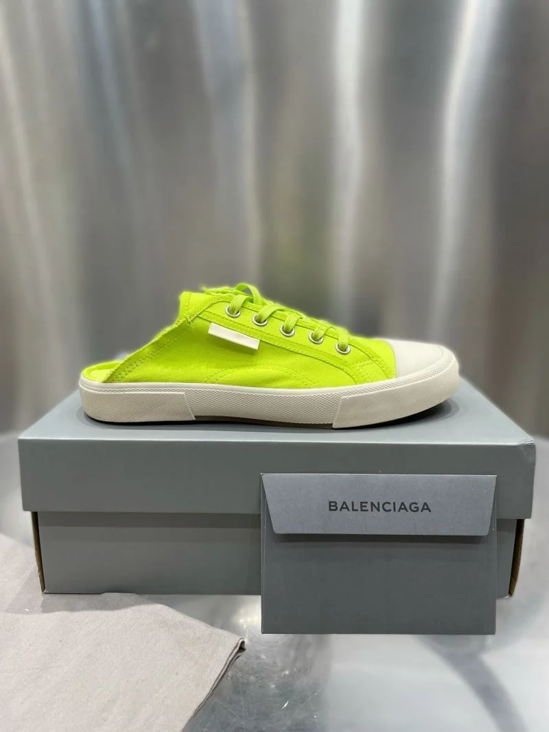 WaterResistant Balenciaga Slippers 16762