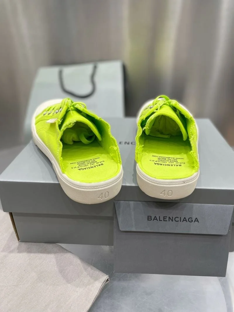 WaterResistant Balenciaga Slippers 16762