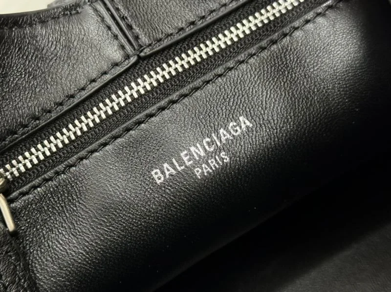 Thermal Balenciaga Small Hobo Lock Bag -  Chic Tote 38274