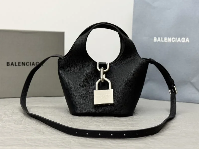 Thermal Balenciaga Small Hobo Lock Bag -  Chic Tote 38274
