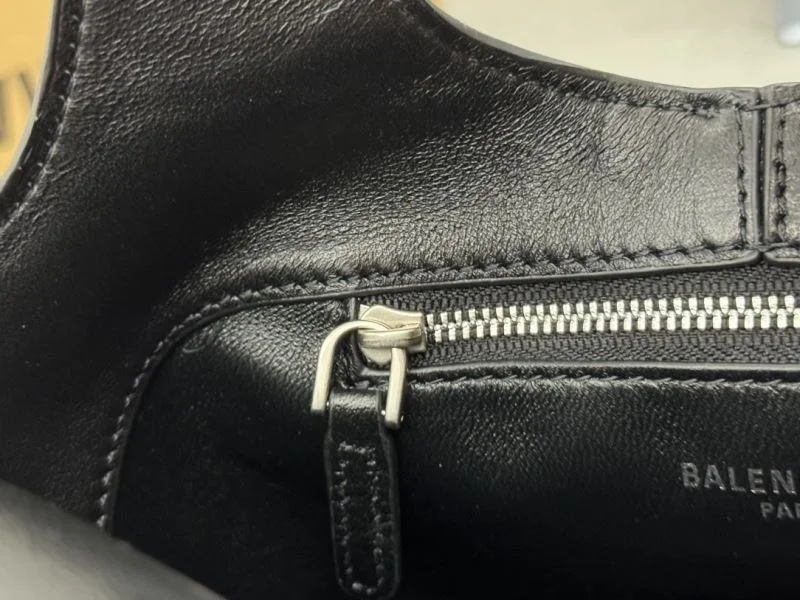 Thermal Balenciaga Small Hobo Lock Bag -  Chic Tote 38274